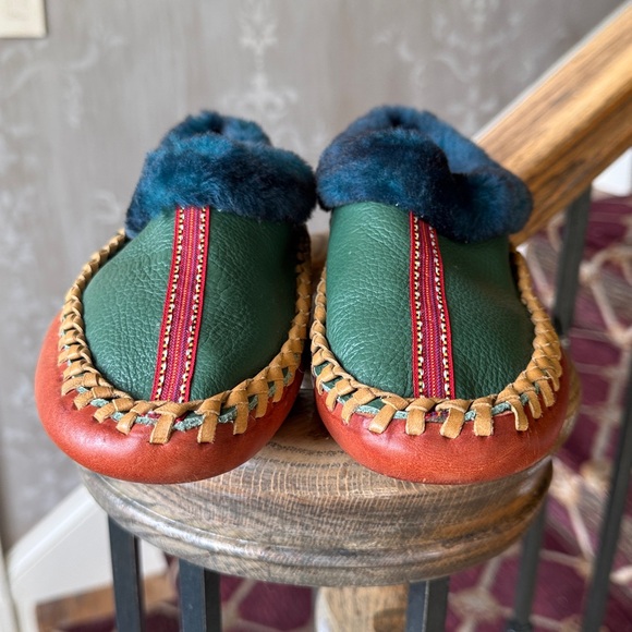 LADIES MOUNTAIN SLIPPER, EURO 37 US SIZE 7 1/2 - Picture 5 of 8